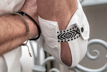 Lade das Bild in den Galerie-Viewer, Ethno-Cuffstripes